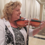 Jennifer Silk, "Chicago's Favorite Strolling Violinist"